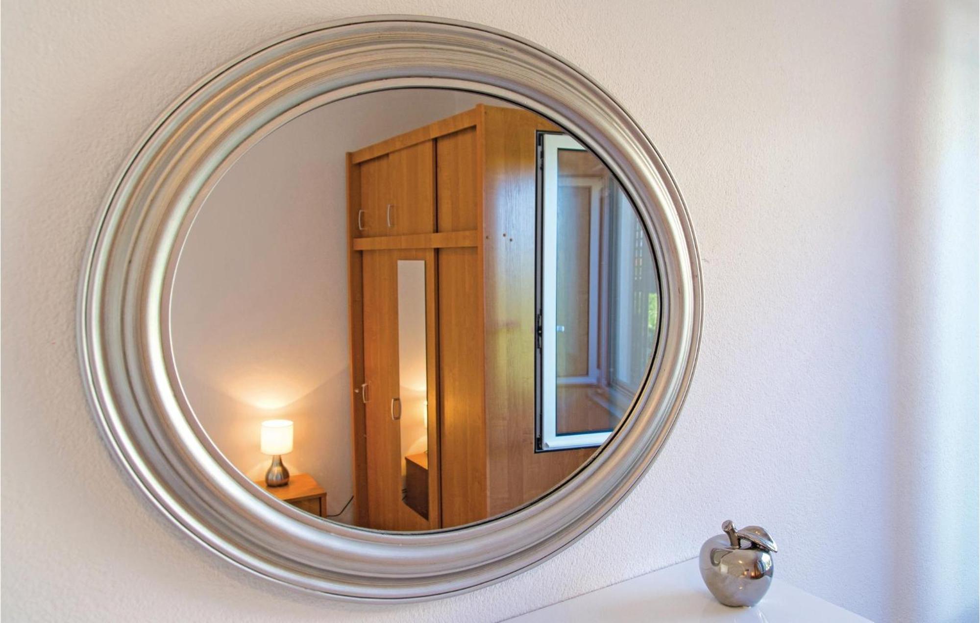 3 Bedroom Cozy Home In Supetar Kültér fotó